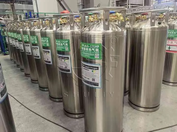Liquid CO2 Storage Tank